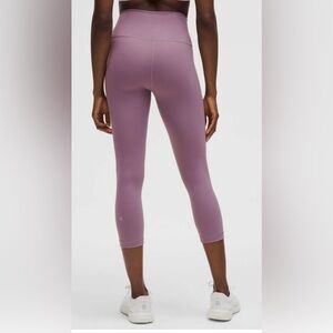 Lululemon wunder train high rise crop in lavender lux size 10